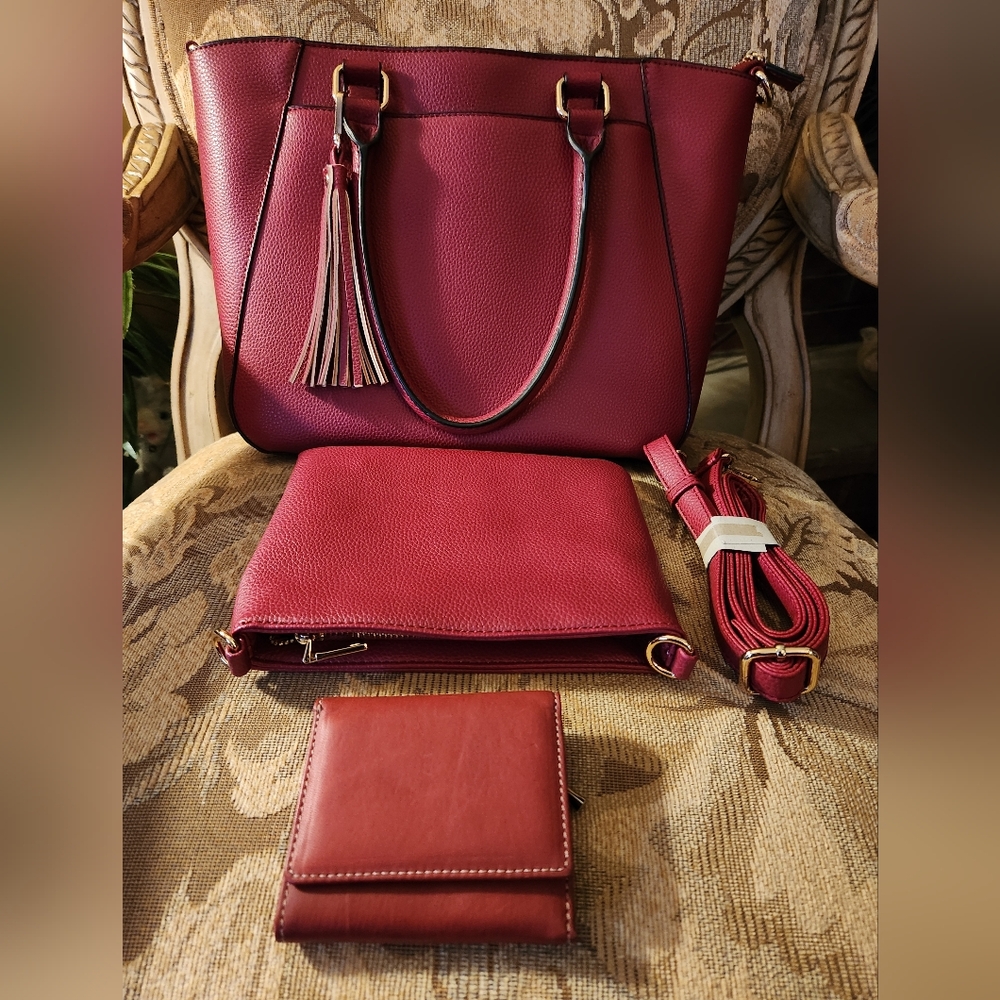 Bass Cranberry Red, Satchel Bag/w Matching clutch bag and Billfold NWOT